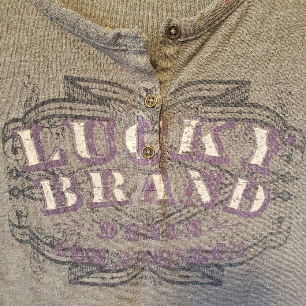 Lucky Brand T-Shirt